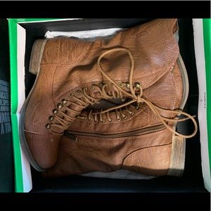 Calf boots brown boots.